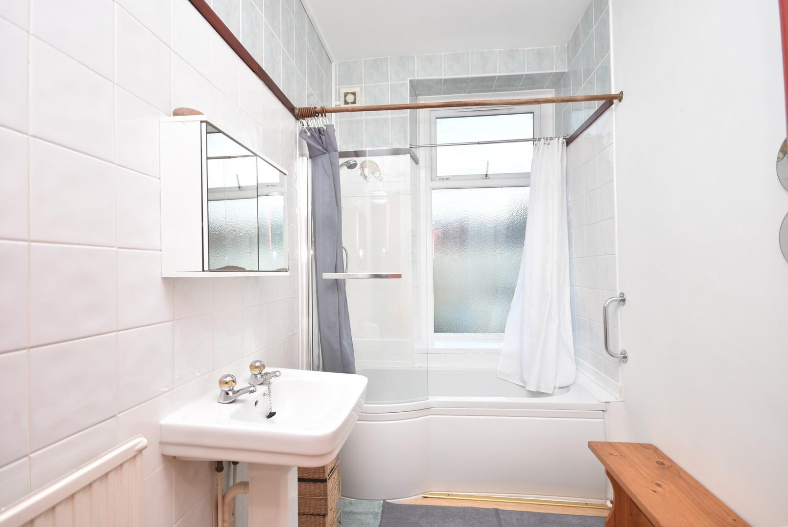 Flat 3, 68 Windsor Road, Penarth, CF64 1JJ